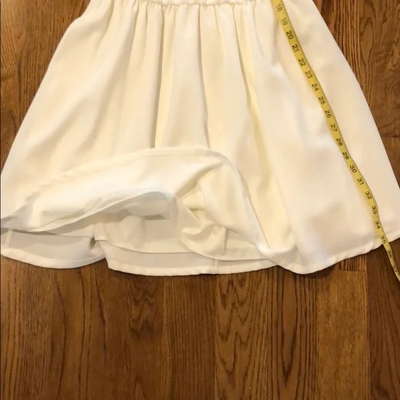 Francesca’s White Sleeveless Dress - Picture 12 of 13